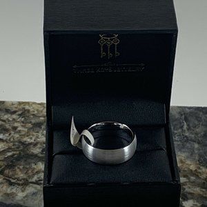 8mm Mens Brushed/polished Tungsten Band Size 11